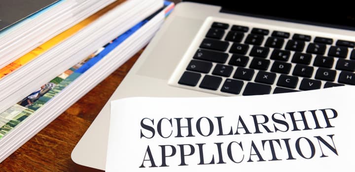 10 Quick Tips For Successfully Applying For Any Scholarship