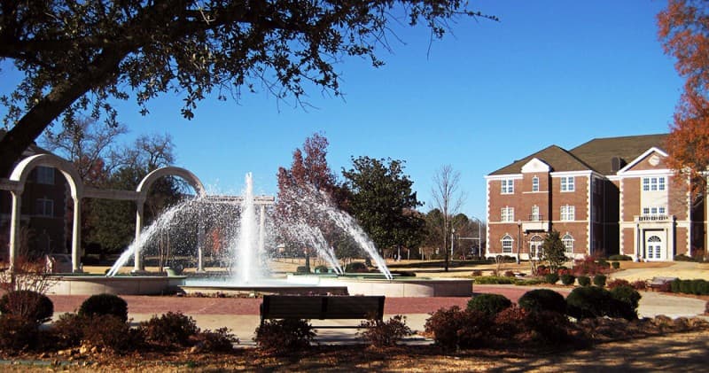 Study in USA: 2018 International Mobility Scholarships at University of Central Arkansas, USA