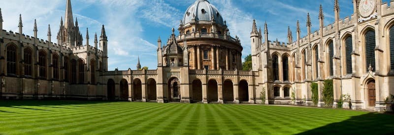 Standard Bank Derek Cooper Africa Scholarship to Study in UK, 2019