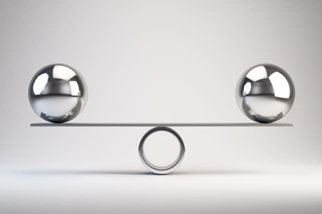 Uni 101: Living a Balanced Life While in School (5 Helpful Tips)