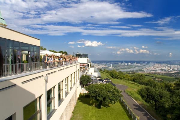 MODUL University Full and Partial Rocket Scholarship for International Students