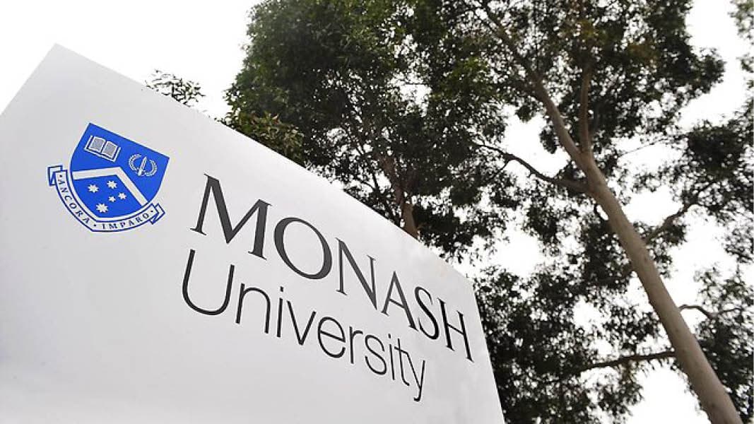 Study in Malaysia: 2017 Undergraduate Merit Scholarships at Monash University