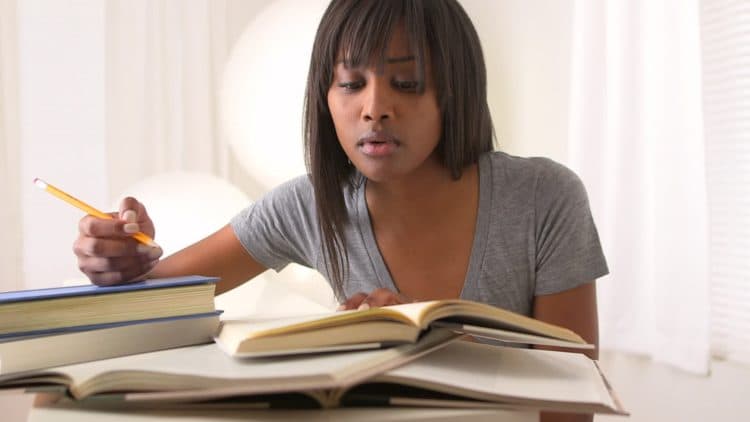 How to Sustain Focus While Reading: 5 Tips for Maintaining Focus